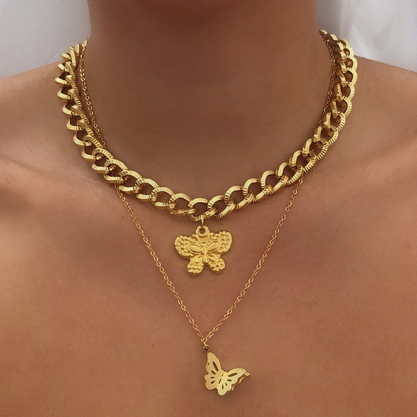 BUTTERFLY BB NECKLACE