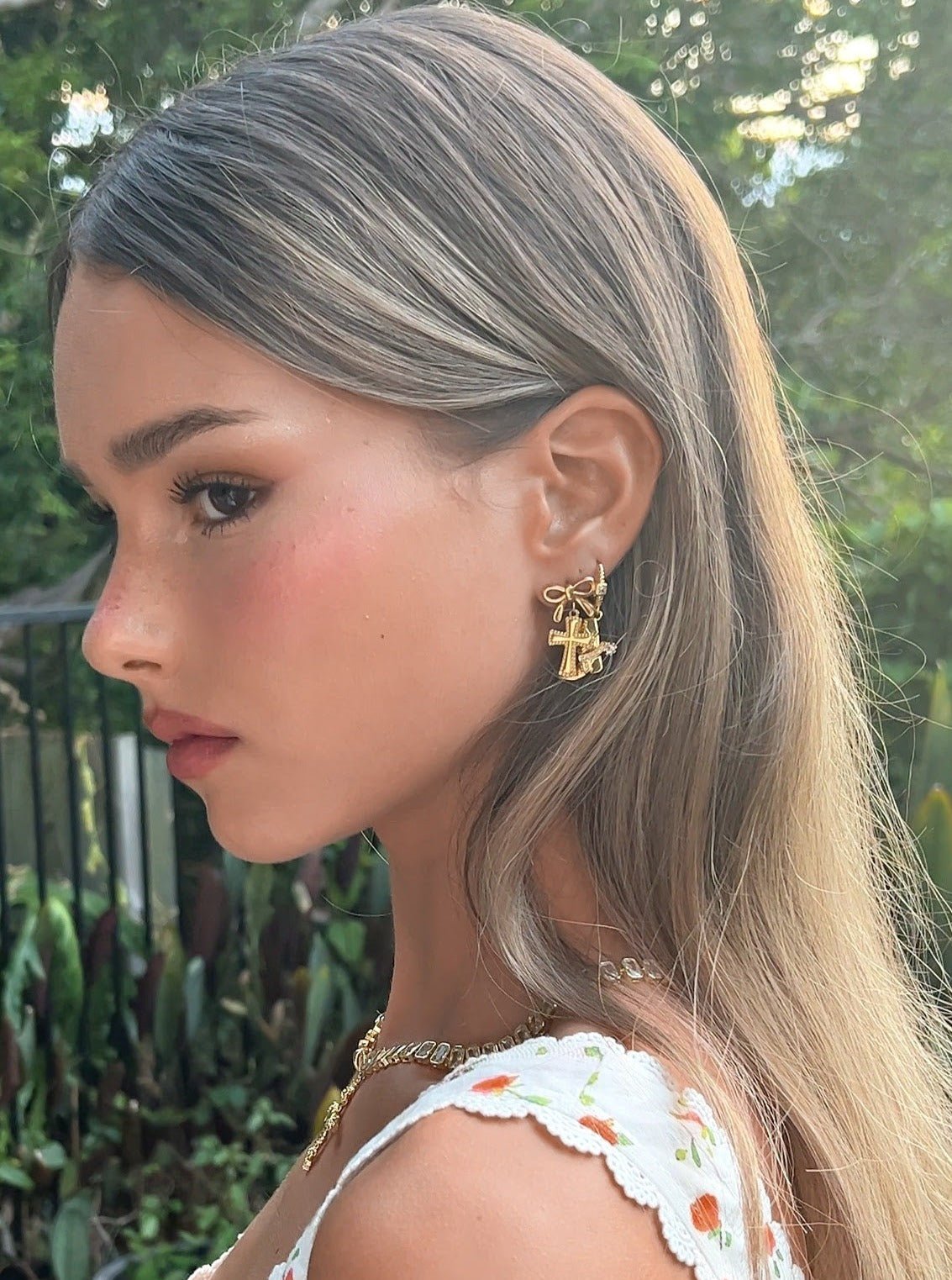 ANGELS KISS EARRINGS