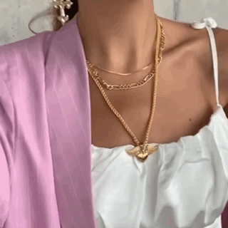 BB DOLL NECKLACE