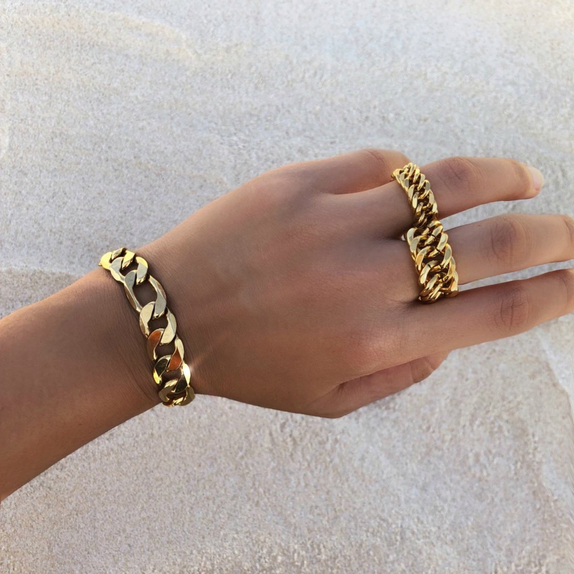 DOPE HONEY RING | THICK |